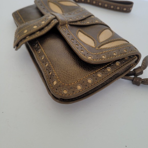 Isabella Fiore Metallic Brown Clutch Wristlet Leather Purse Small Bag Western - Picture 13 of 13